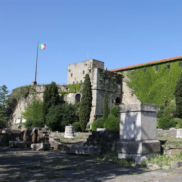 Castello San Giusto