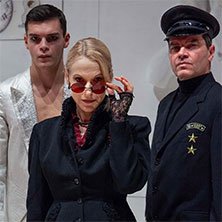 Una giornata qualunque Teatro Manzoni