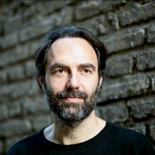 Neri Marcore' - Gaber e dintorni Teatro Eden